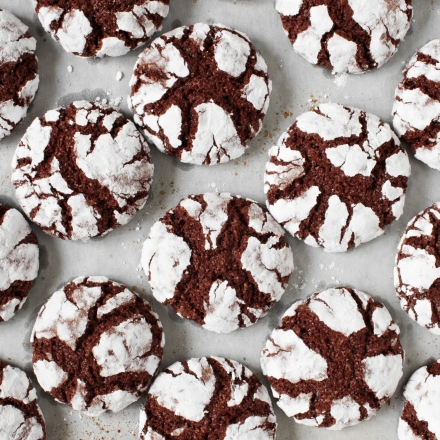 Recipe: Gluten-Free Chocolate Crinkle Cookie – Tara Thueson