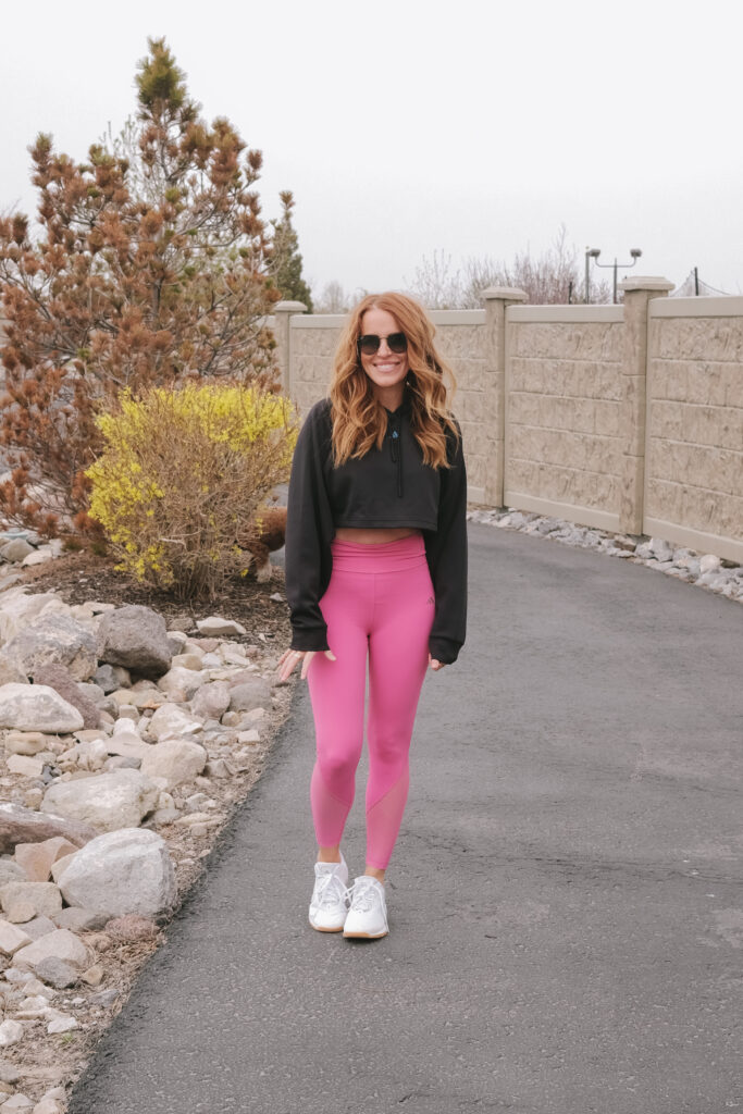Hot Pink Shoes with Tights Outfits (4 ideas & outfits)